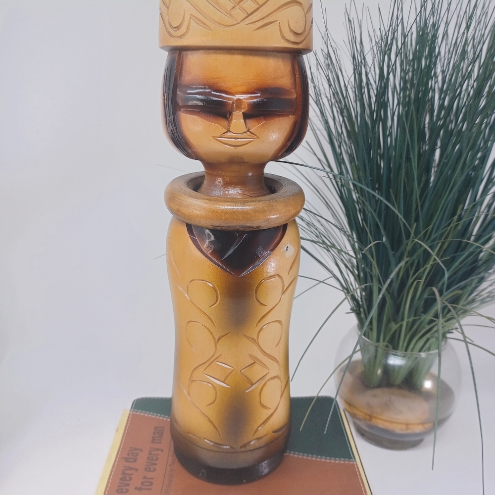 Vintage Kokeshi Japanese Doll - Picture 6 of 8